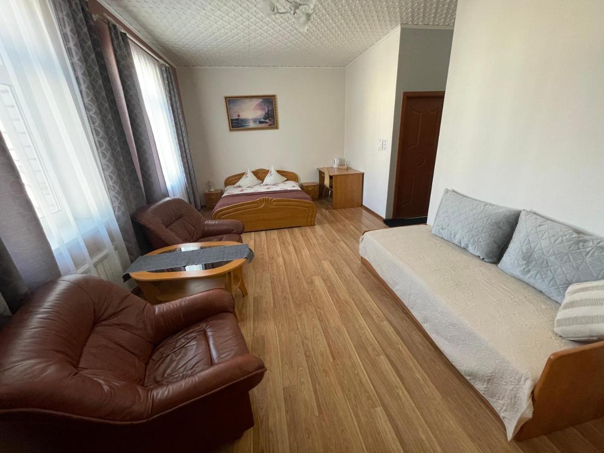 Saules Rati Hotel Даугавпилс Екстериор снимка