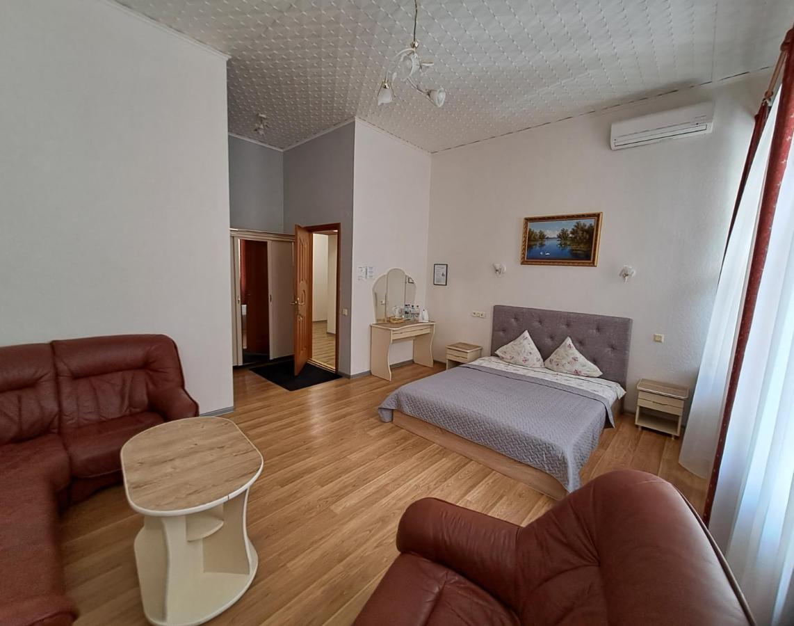 Saules Rati Hotel Даугавпилс Екстериор снимка